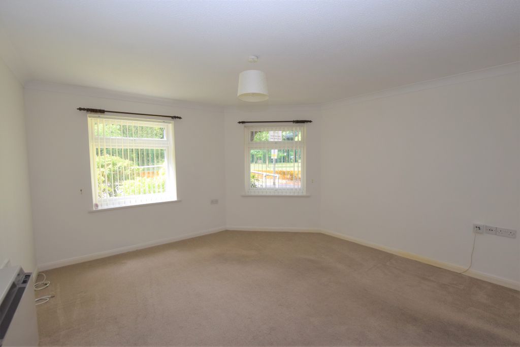 Property photo 3 of 15 Photo 18