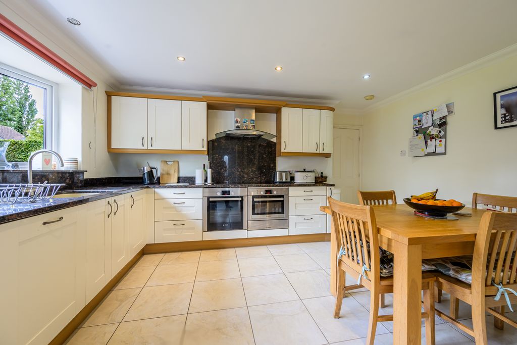 Property photo 2 of 35 Kitchen