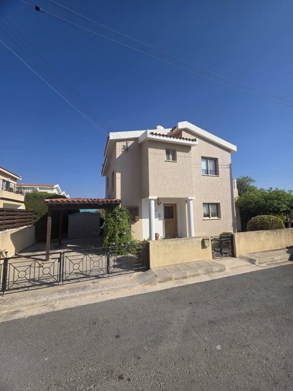 Property photo 1 of 21