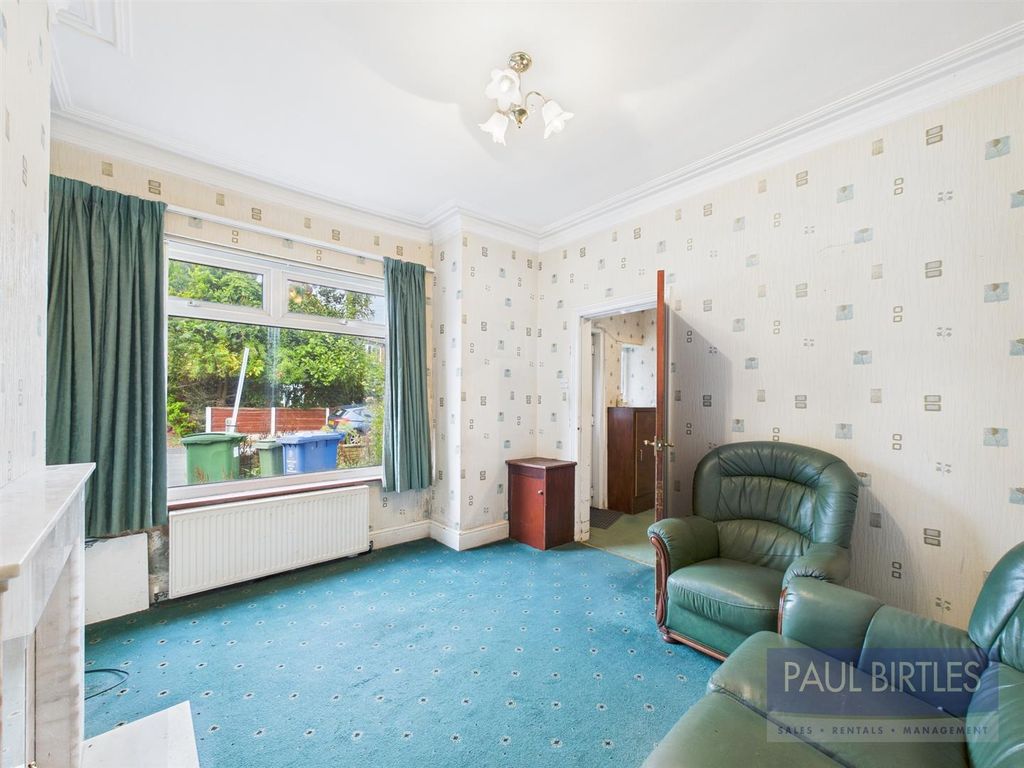 Property photo 3 of 14 Cam01301G0-Pr0695-Still002.Jpg