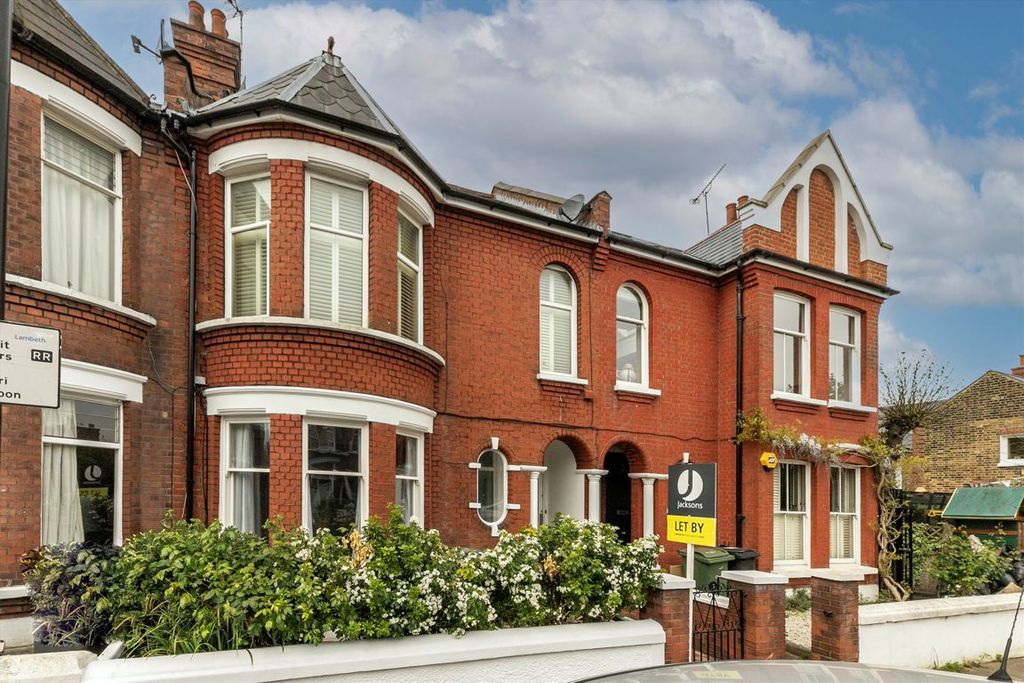 Property photo 1 of 5