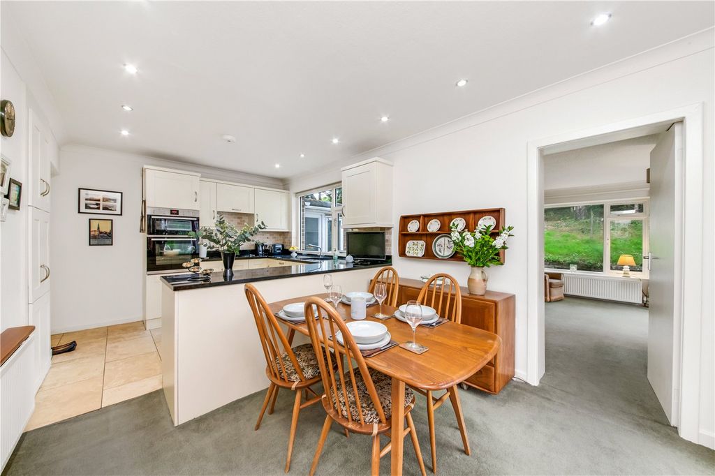 Property photo 2 of 27 Kitchen Diner