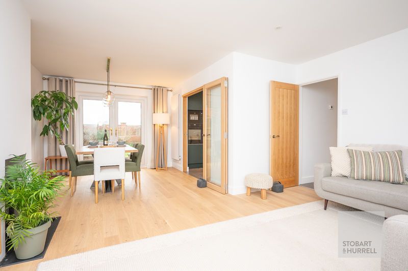 Property photo 3 of 22 Lounge Diner