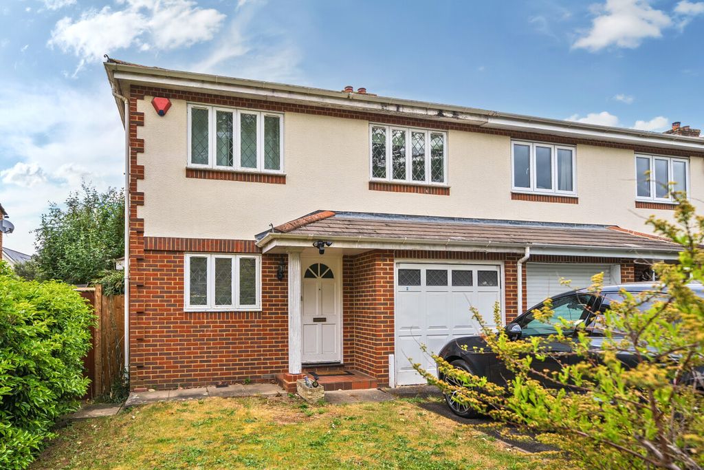 Property photo 1 of 16 1462713-2-6A01Efe...