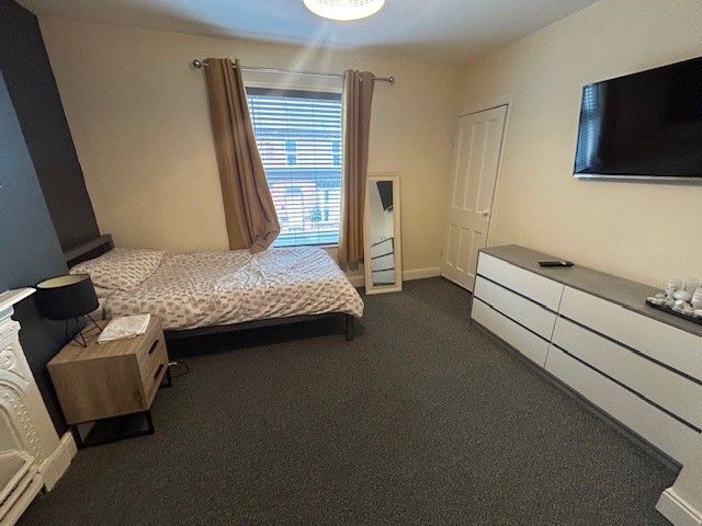 Property photo 3 of 3