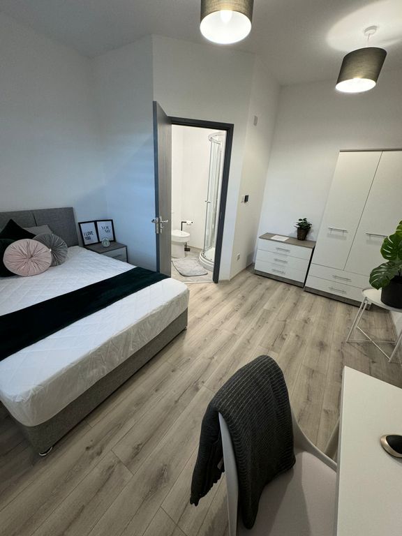 Property photo 1 of 7 HMO Property For Rent In Worksop, S80 1Qj