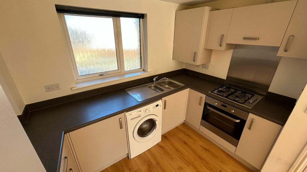 Property photo 2 of 8 Picture No. 08