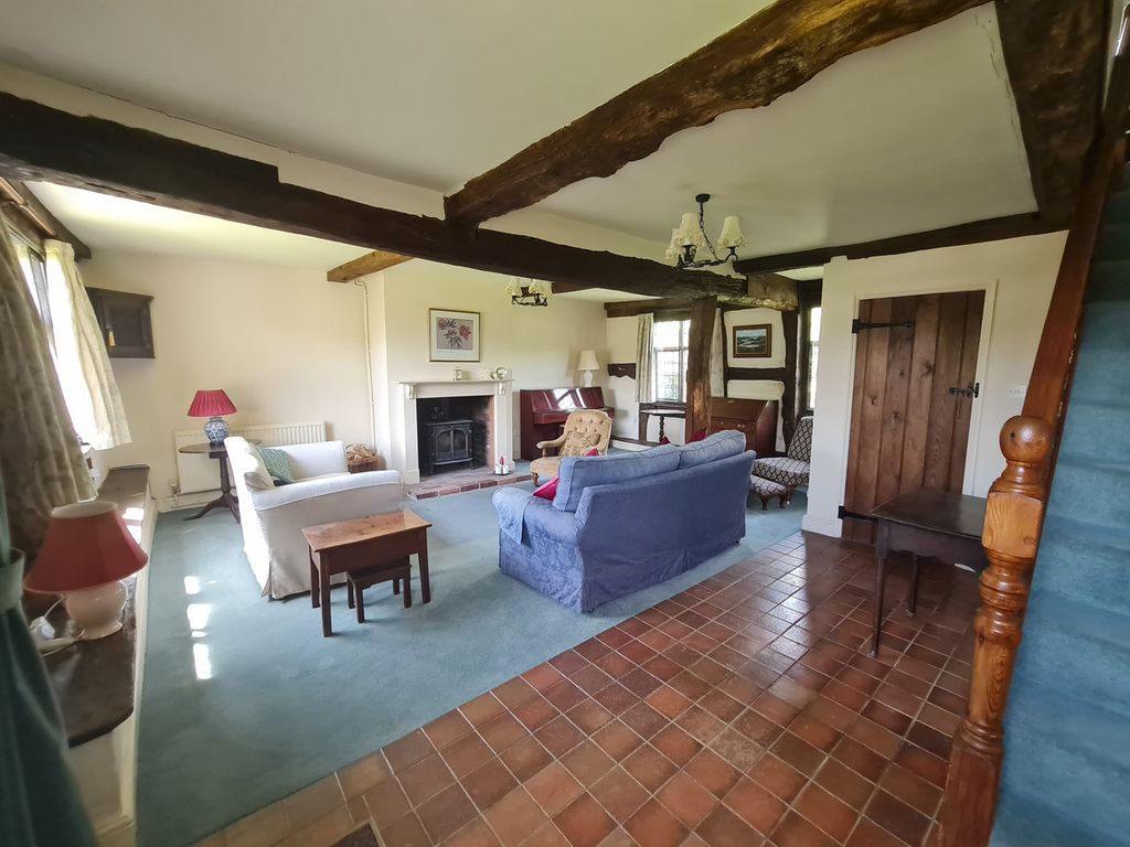 Property photo 2 of 39