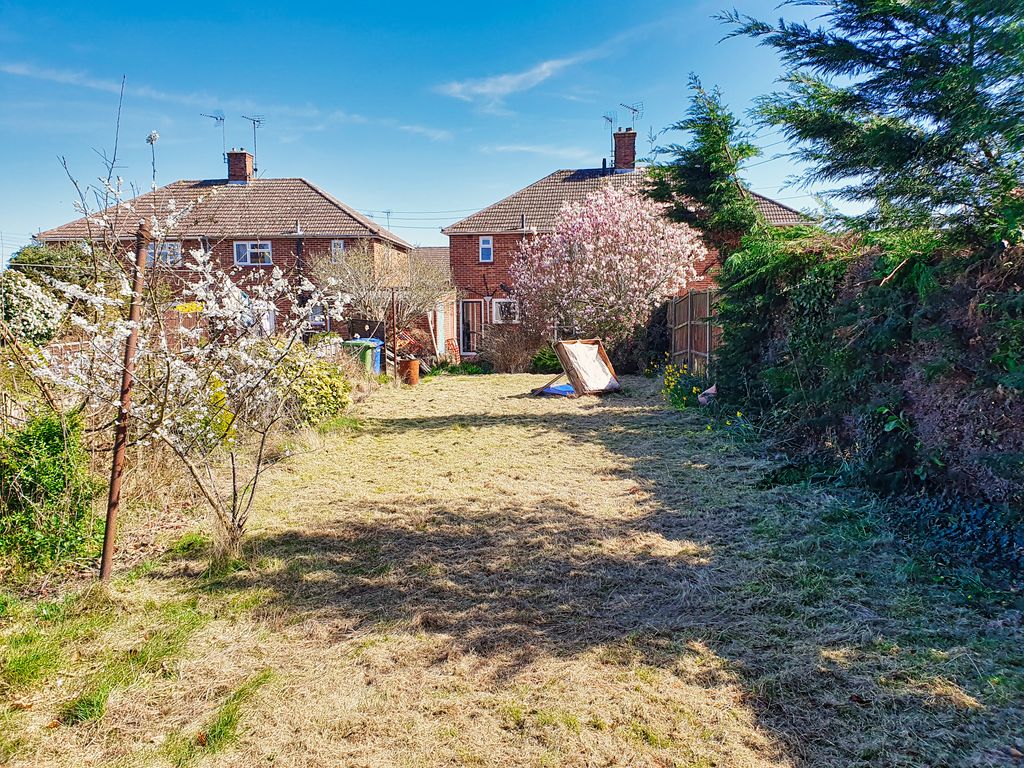 Property photo 3 of 19 Garden