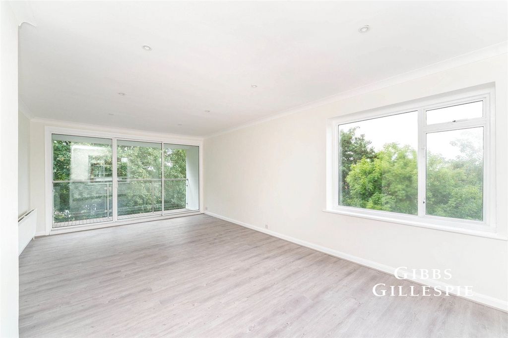 Property photo 1 of 10 Picture No. 26