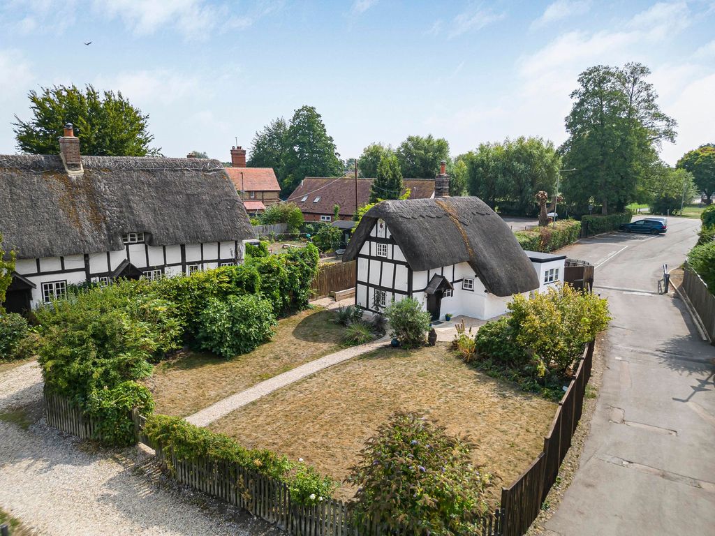 Property photo 1 of 32
