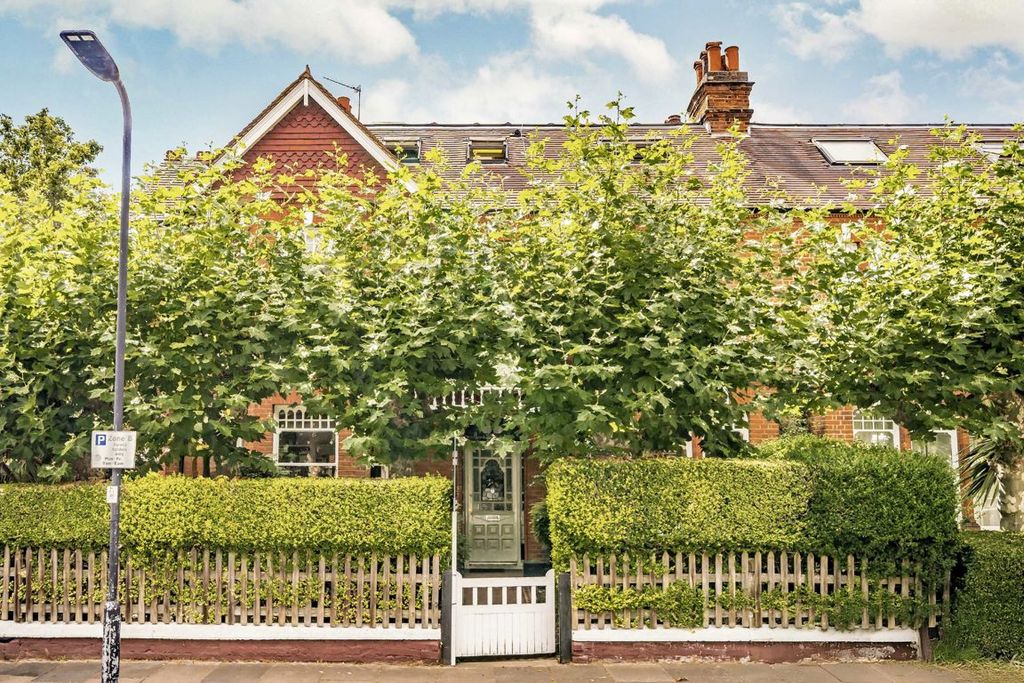 Property photo 1 of 1