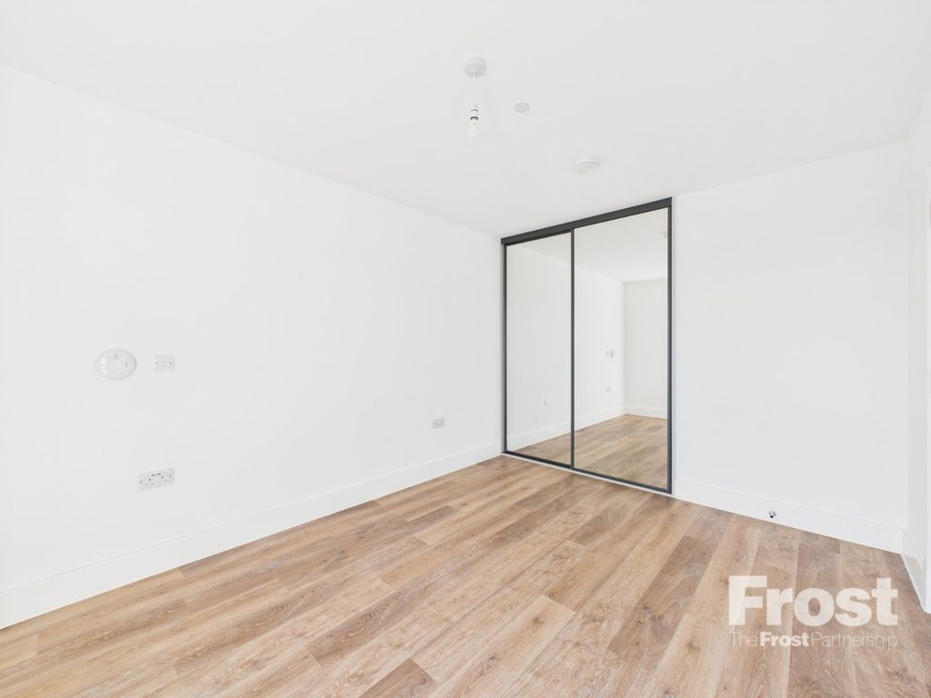 Property photo 3 of 7 Picture No. 06