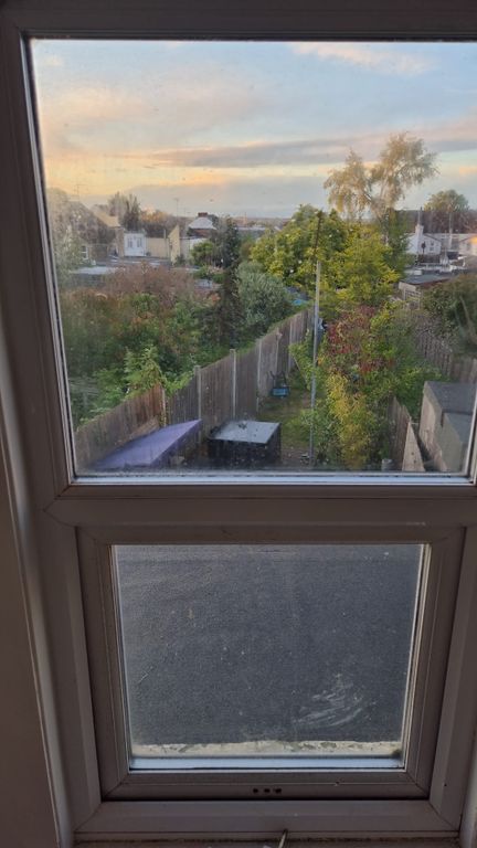 Property photo 2 of 3