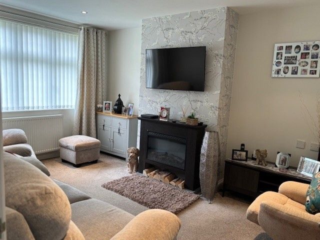 Property photo 3 of 10 Picture No. 06