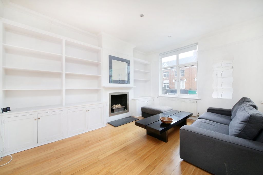 Property photo 2 of 12
