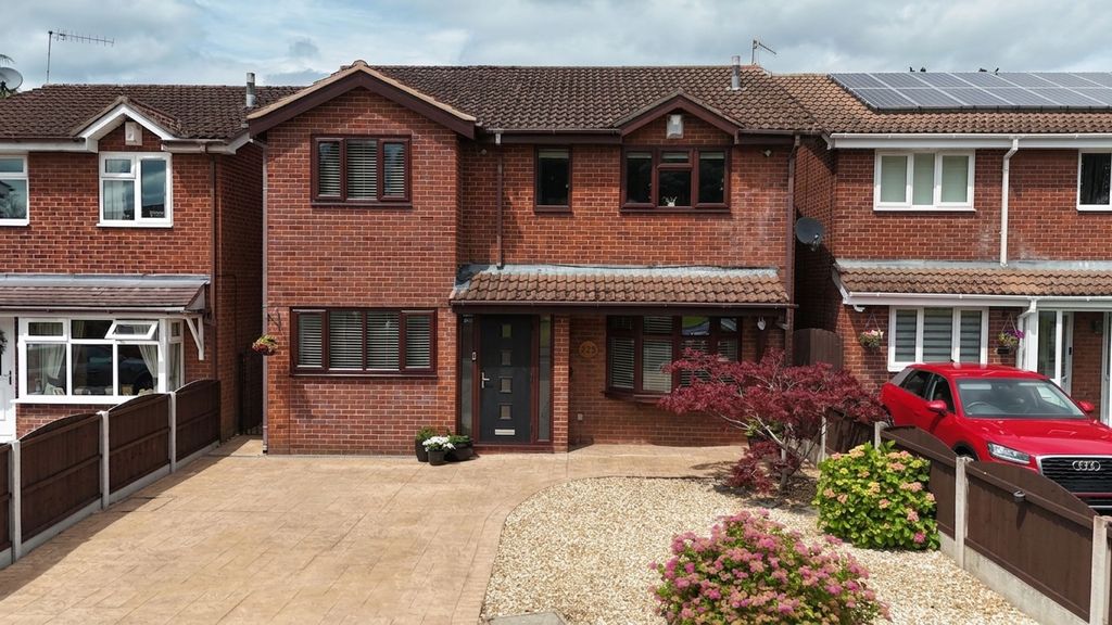 Property photo 1 of 36