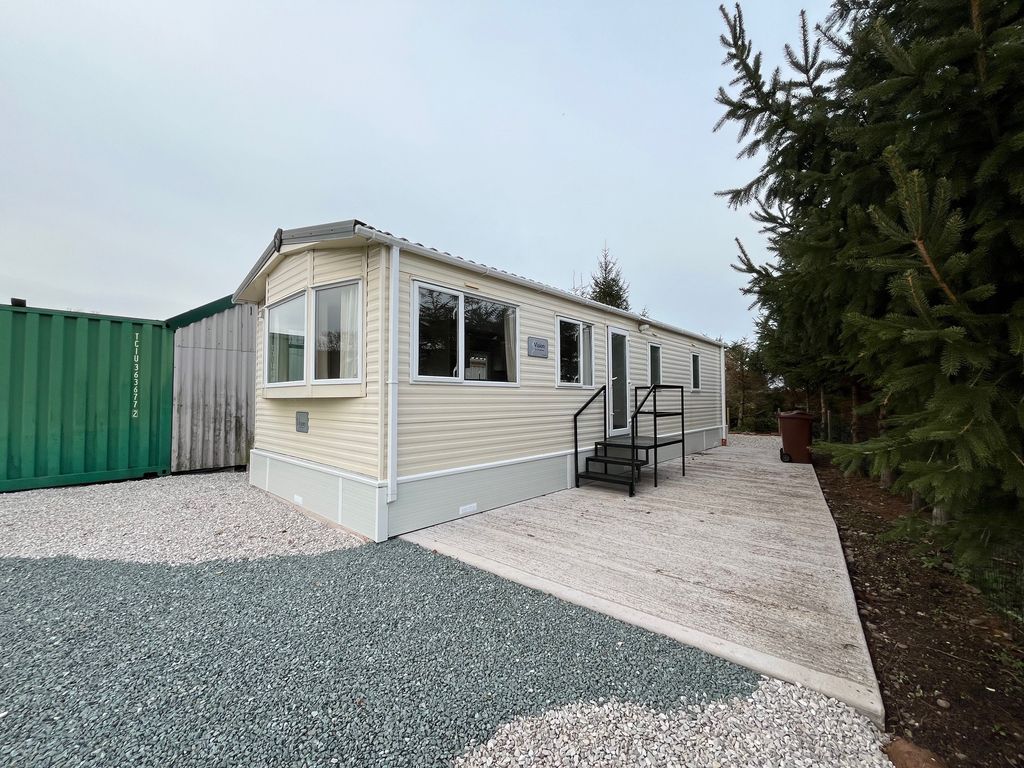 Property photo 1 of 17 Image