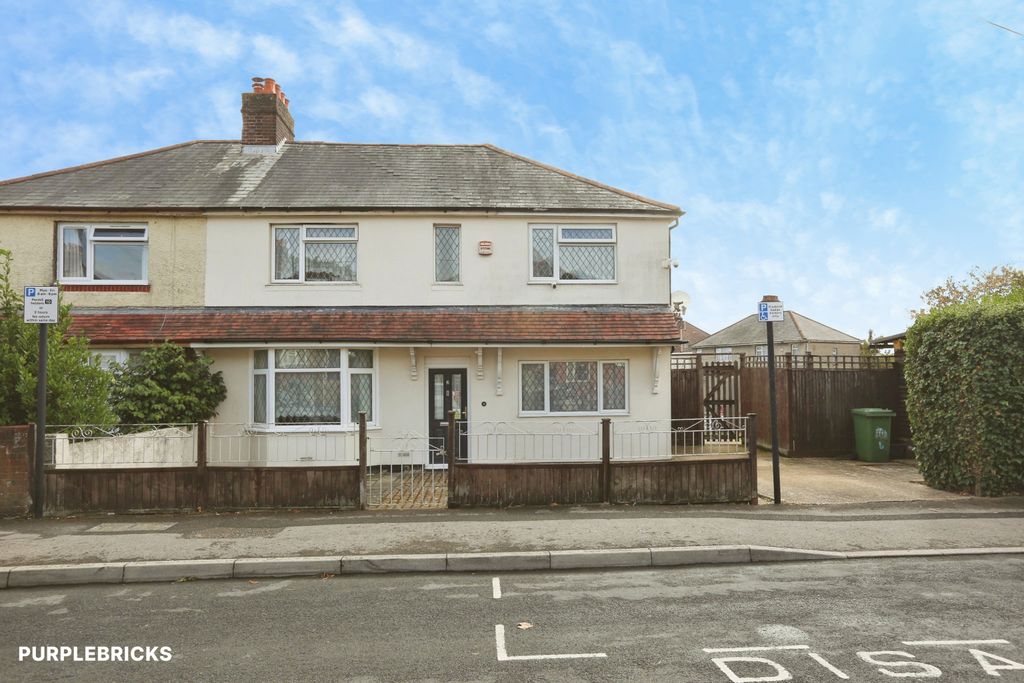 Property photo 1 of 36