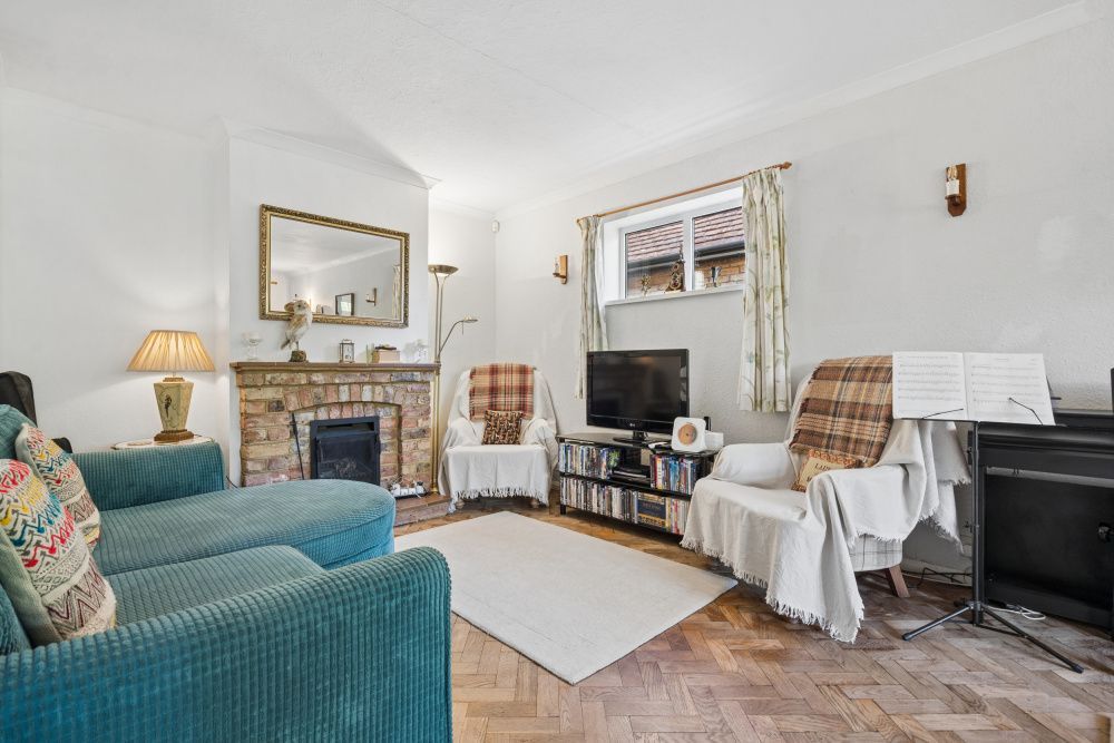 Property photo 2 of 14