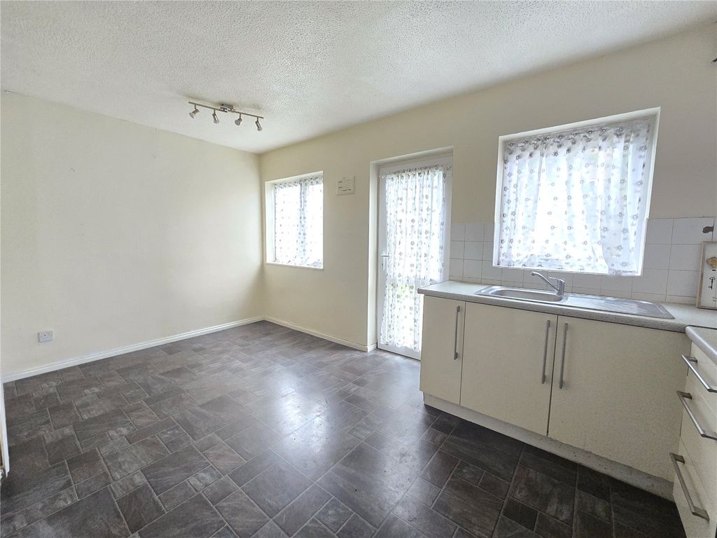 Property photo 3 of 13 Picture No. 19