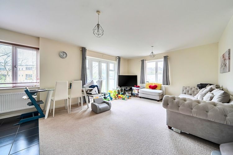 Property photo 1 of 19