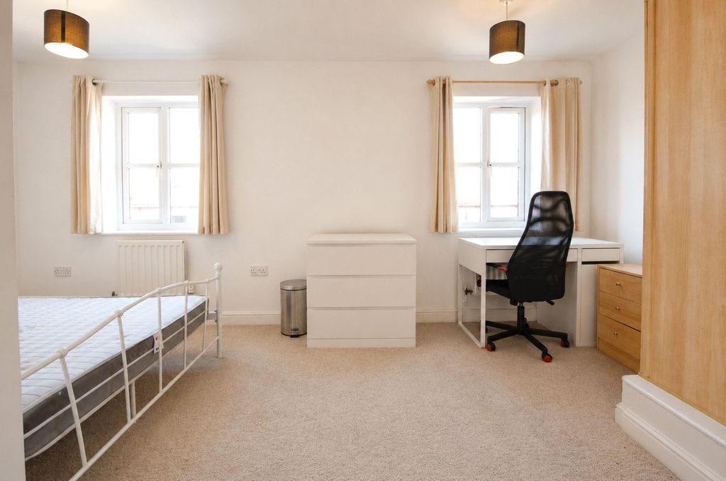 Property photo 2 of 6 Picture No. 08