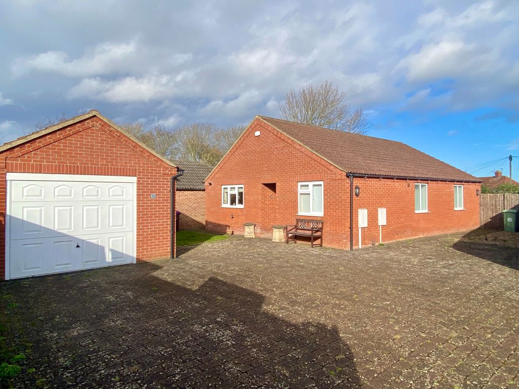 Property photo 1 of 16