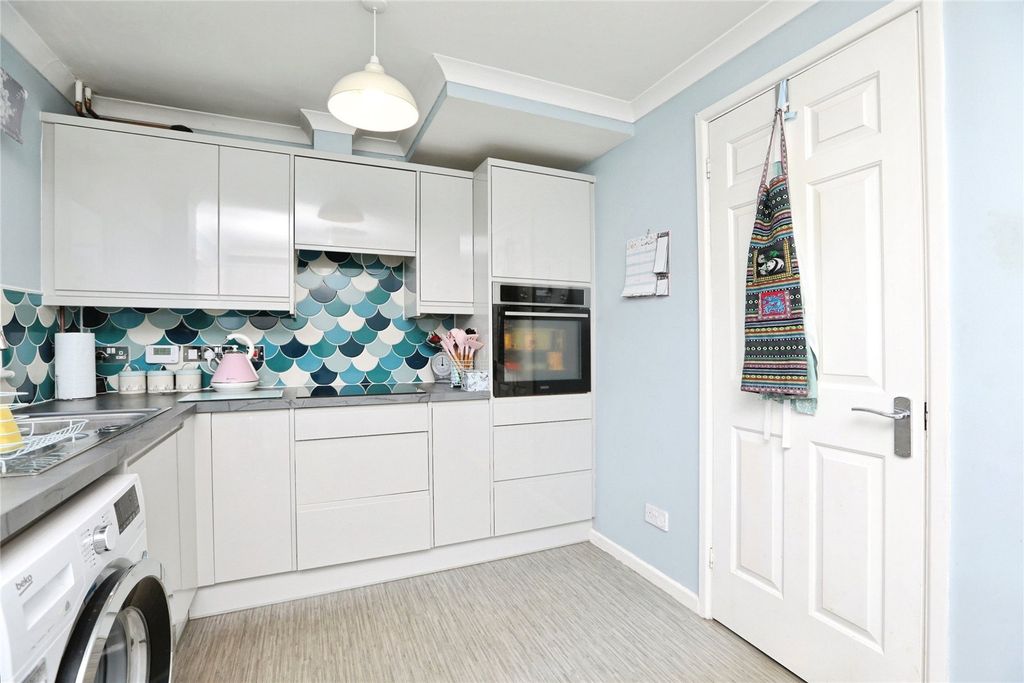 Property photo 3 of 14 Picture No. 31