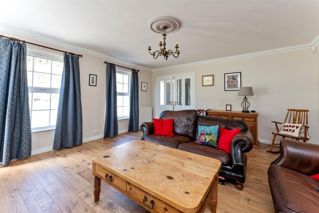 Additional image 8 of 5 bed detached house for sale39 Cherryhill Road, Ballynahinch BT24