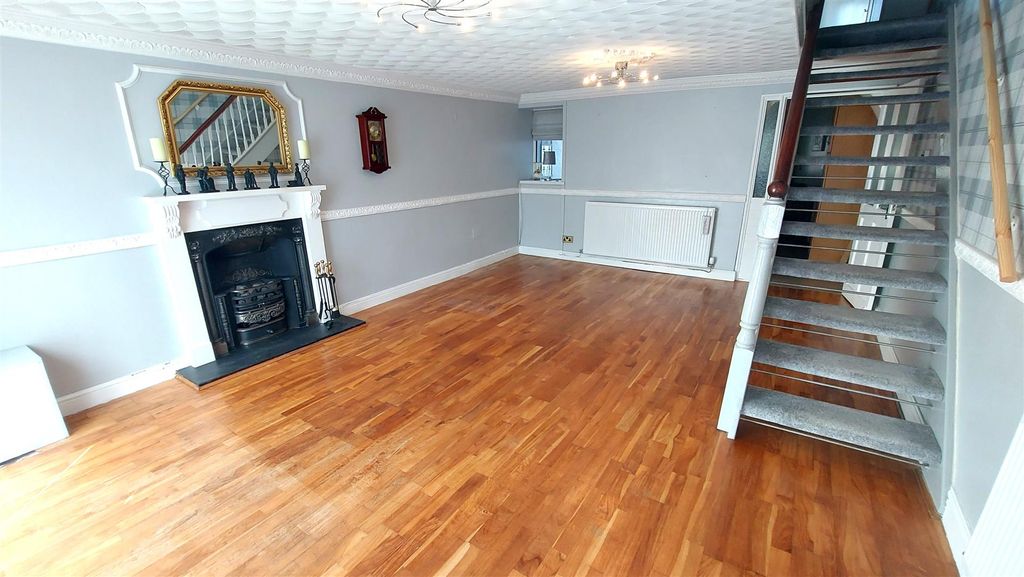 Property photo 2 of 27 Reception Room