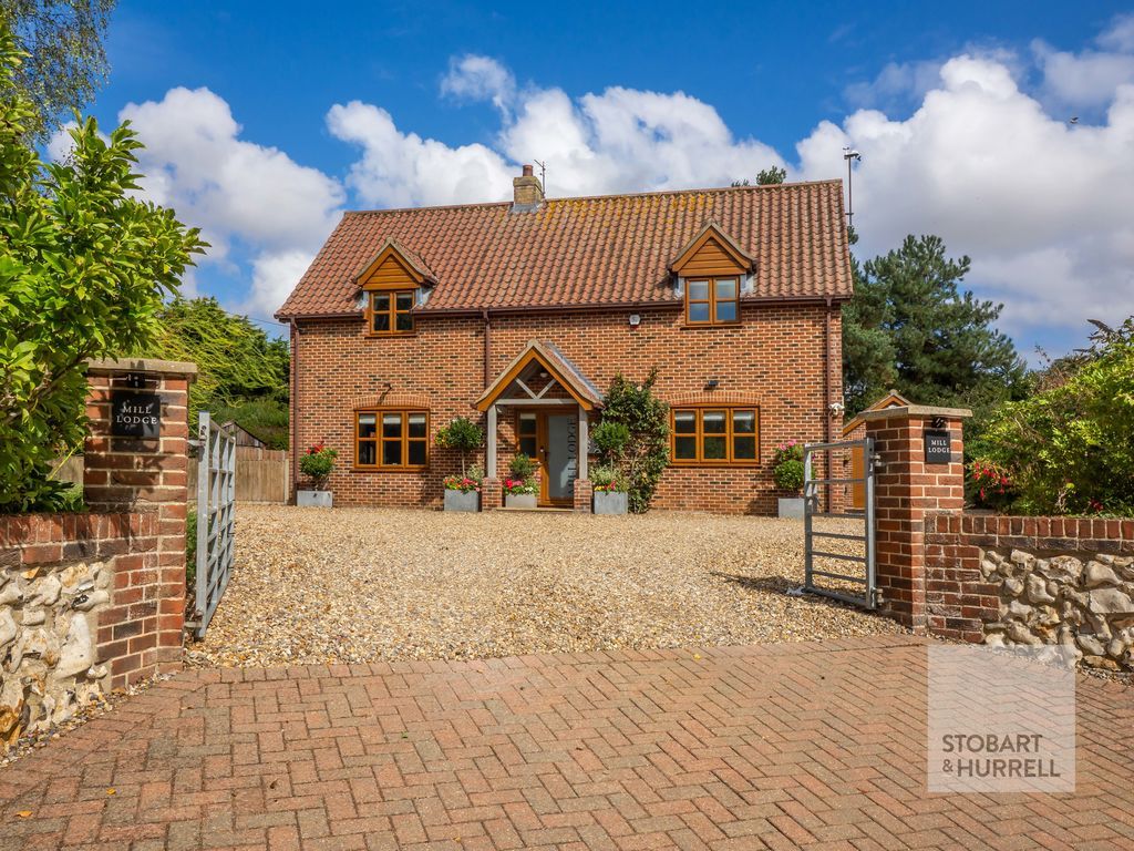 Property photo 1 of 30 Approach