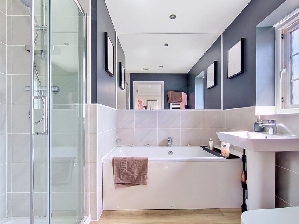 Additional image 17 of 4 bed detached house for saleLockgate Rise, Birkenshaw, Bradford, West Yorkshire BD11