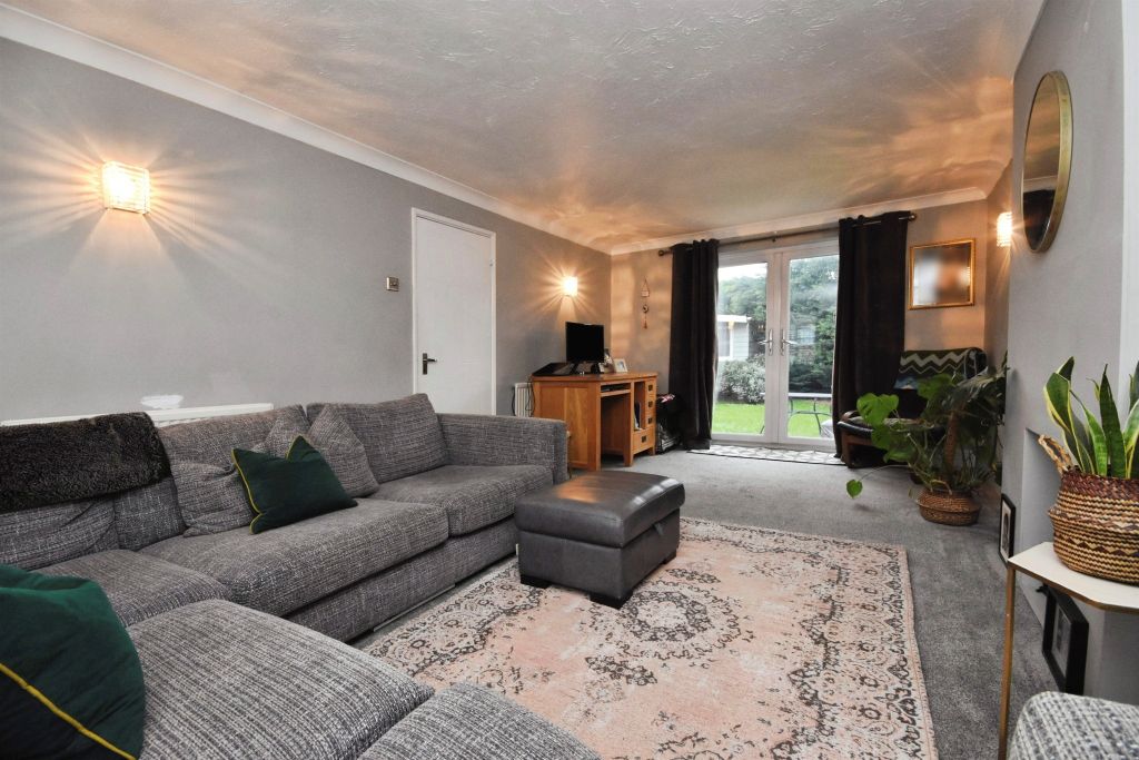 Property photo 3 of 23