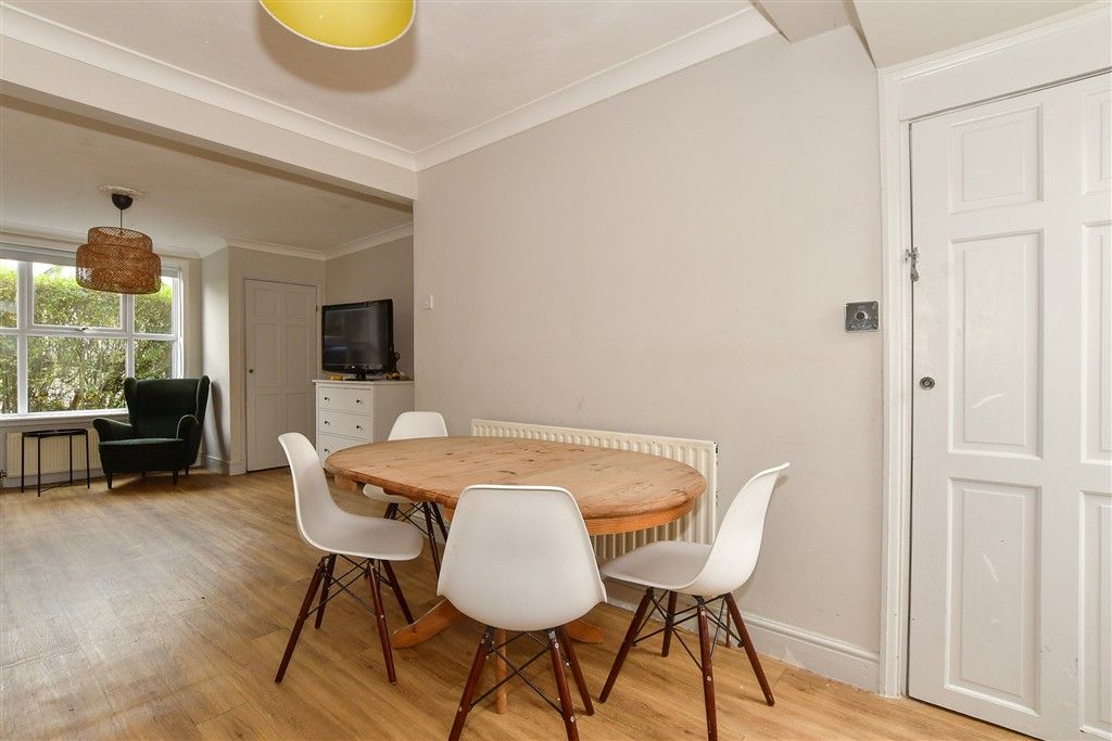 Property photo 2 of 15 Lounge/Kitchen