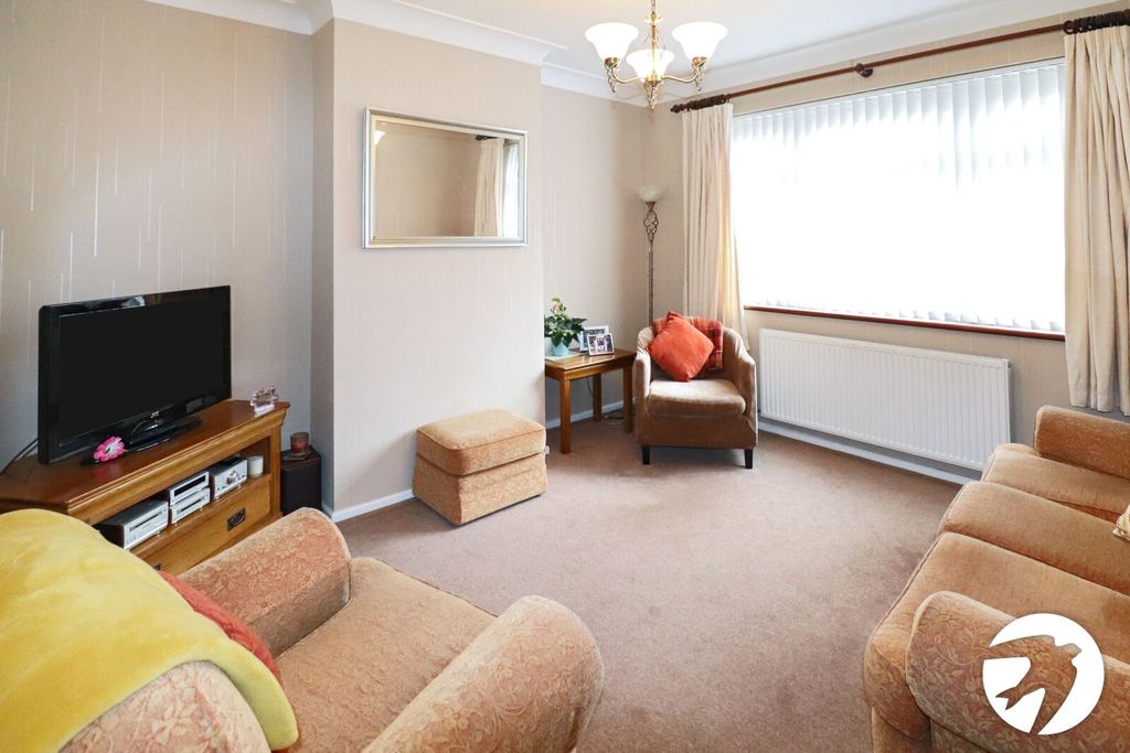 Property photo 2 of 18 Picture No. 38