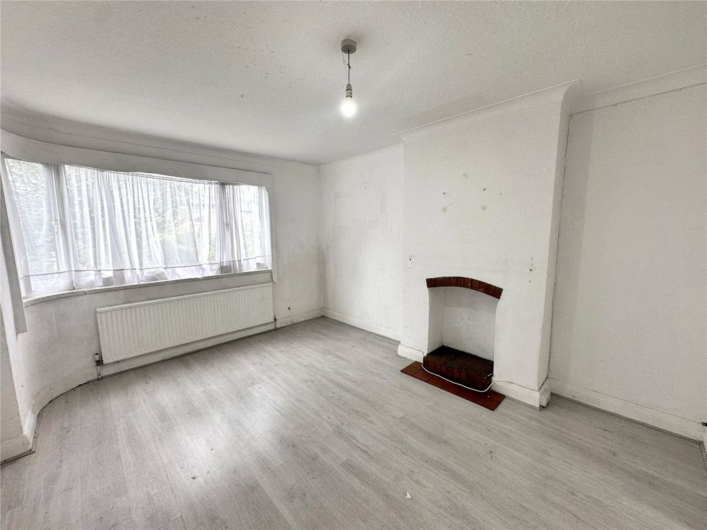 Property photo 2 of 11 Picture No. 02