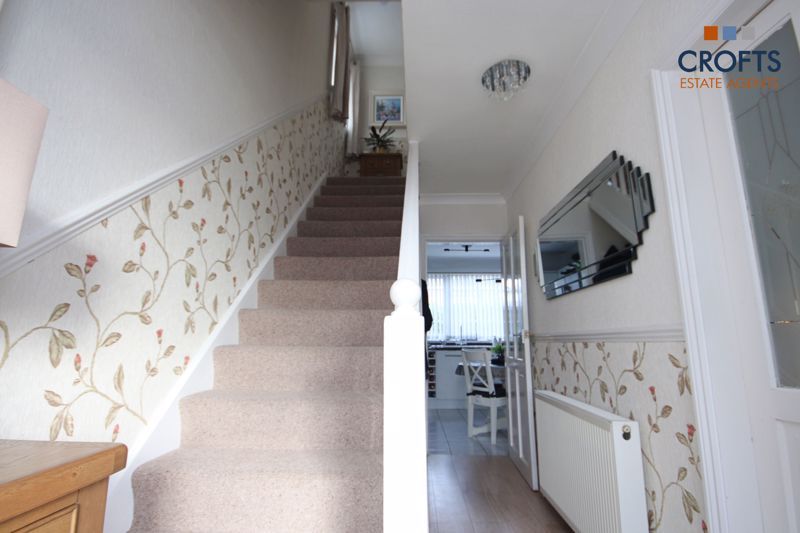 Property photo 2 of 13 Hallway