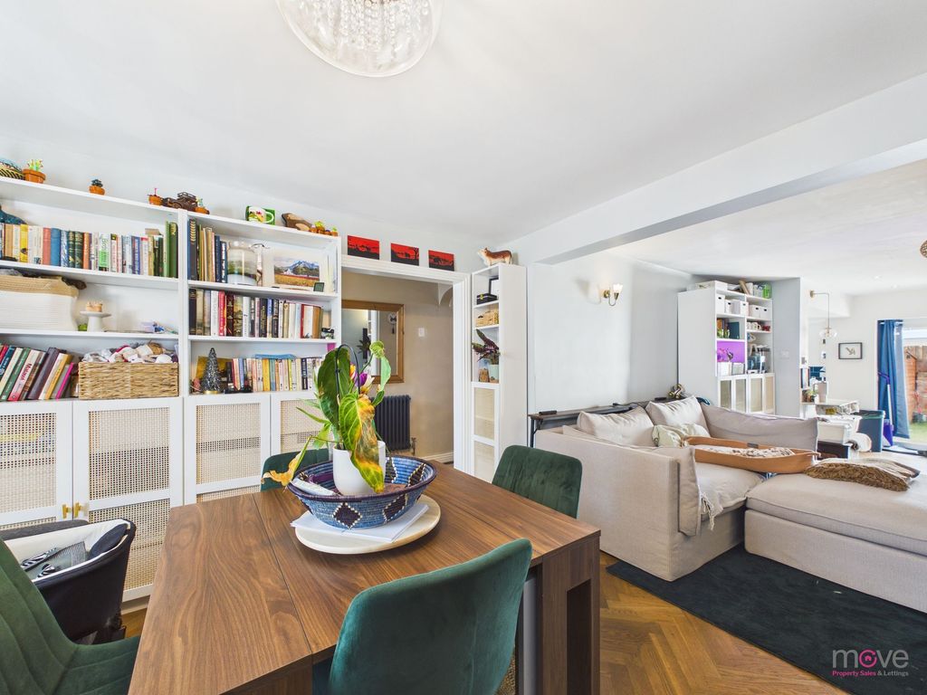 Property photo 2 of 15