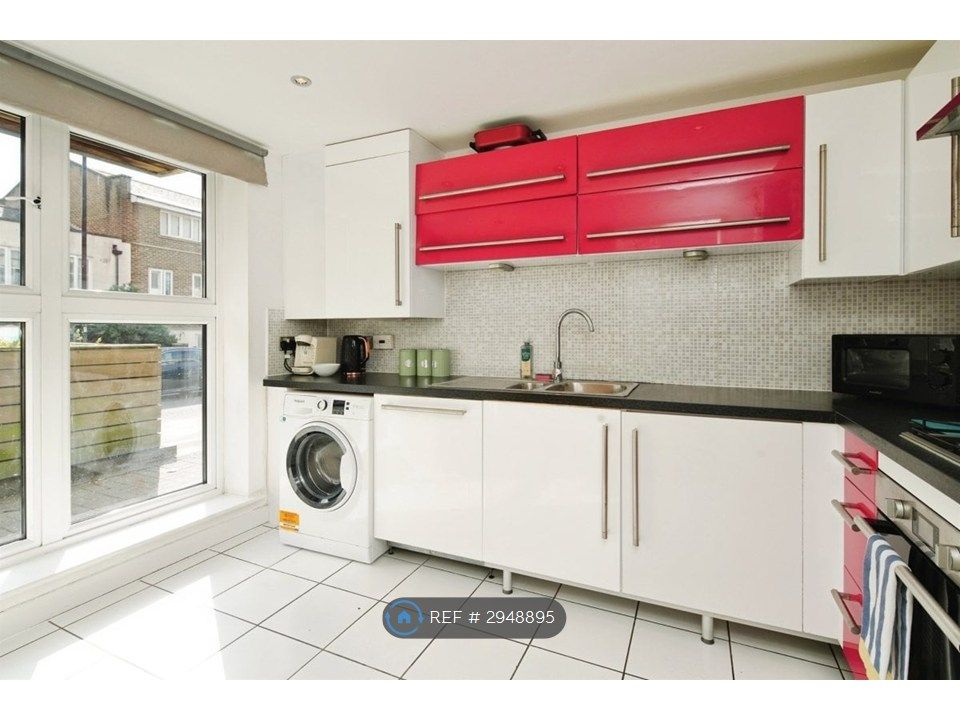 Property photo 2 of 8