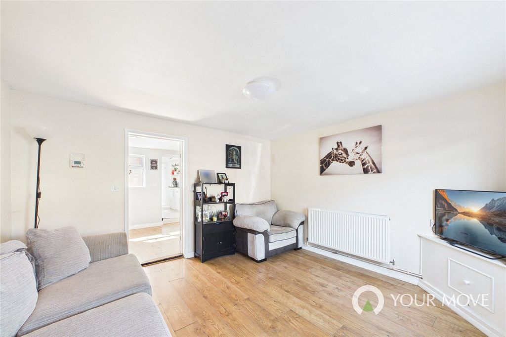 Property photo 2 of 17 Picture No. 03