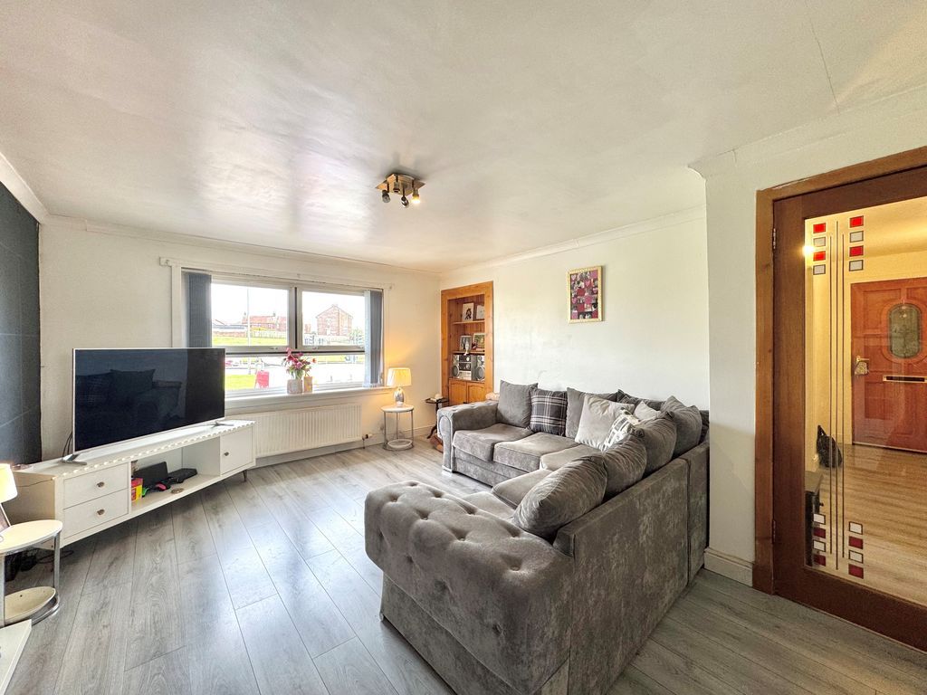 Property photo 3 of 15 Photo 12