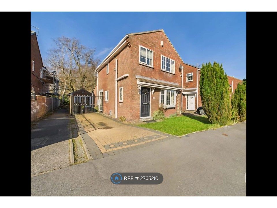 Property photo 2 of 9