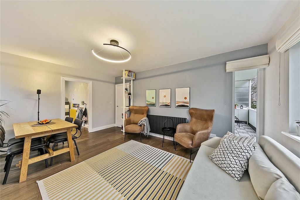 Property photo 3 of 14 Picture No. 06