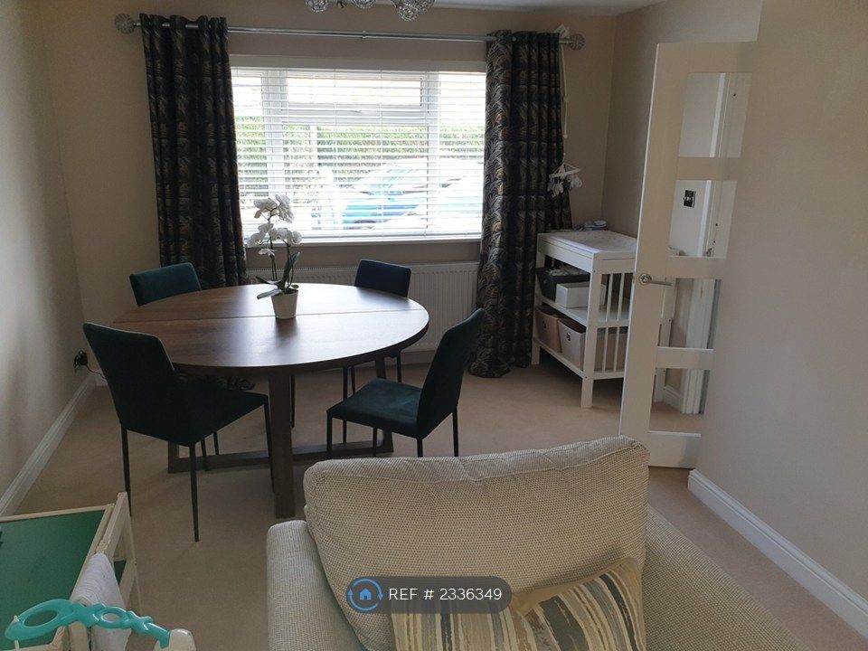 Property photo 2 of 29