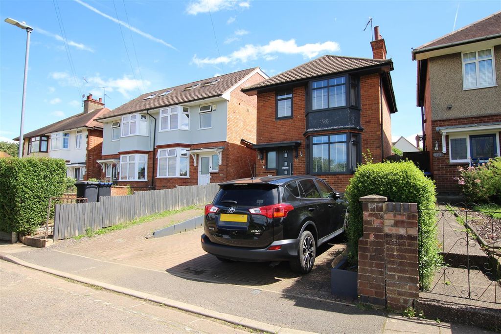 Property photo 1 of 11 Img_1702.Jpg