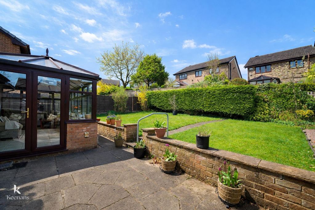 Property photo 2 of 21 Sunny Garden Patio With Conservatory.Png