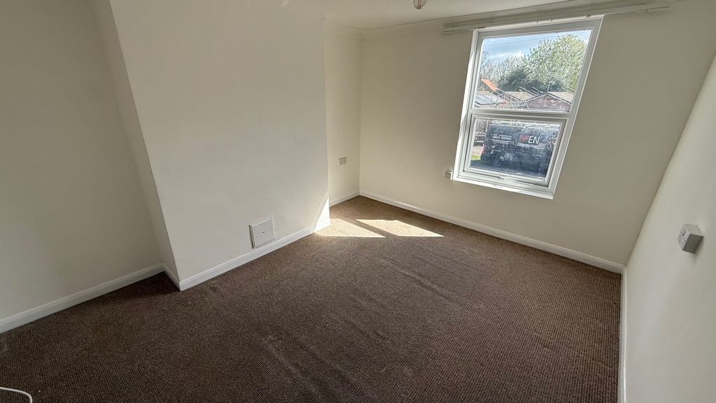 Property photo 2 of 5 Photo 1