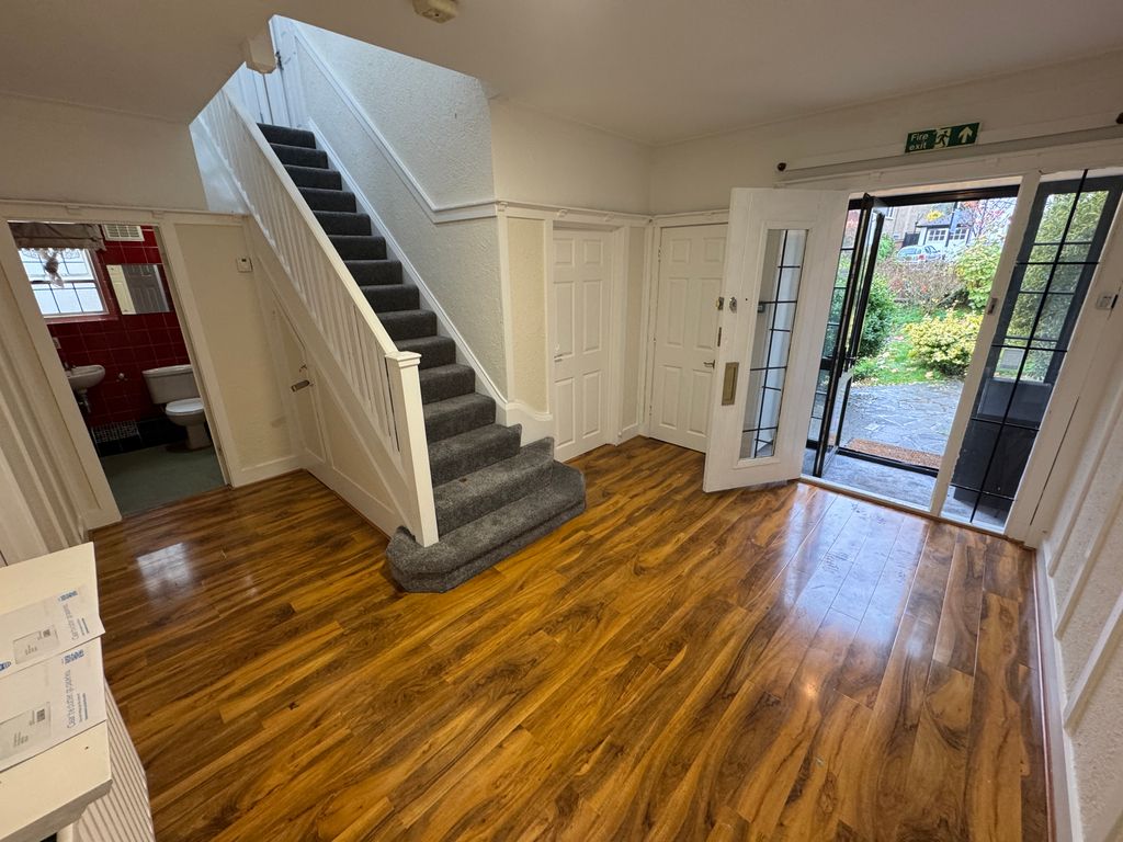 Property photo 1 of 29