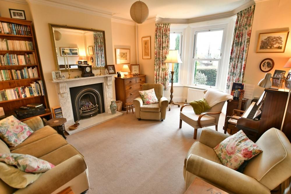 Property photo 2 of 45 Agents Notes